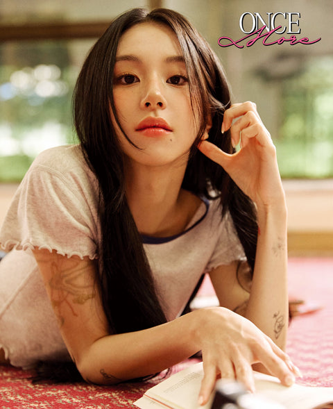 ESQUIRE PHOTOBOOK : ONCE MORE - Cover : TWICE CHAEYOUNG COVER D