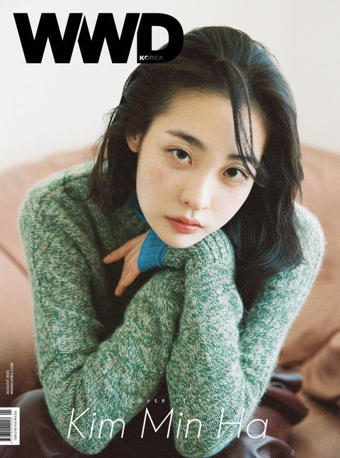 WWD - [2026, August] - Cover : KIM MIN HA - Baro7 Best Kpop Store