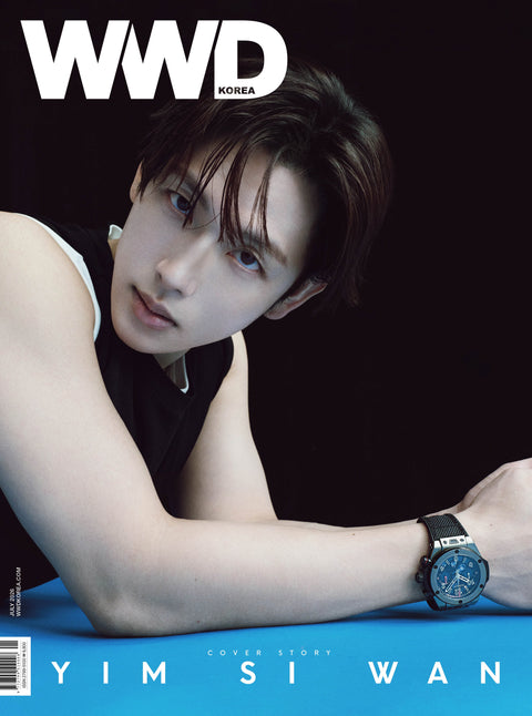 WWD - [2026, July] - Cover : YIM SI WAN - Baro7 Best Kpop Store